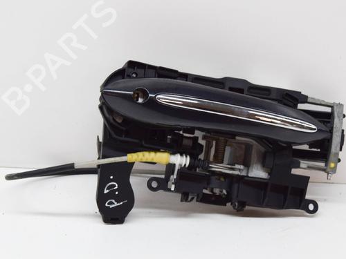 Used Front right exterior door handle BMW 7 (F01, F02, F03, F04) 740 d (306 hp) 6866915