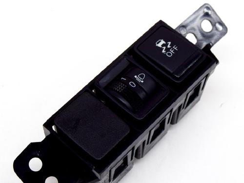 Switch NISSAN LEAF (ZE0) Electric | BP8835136I30 