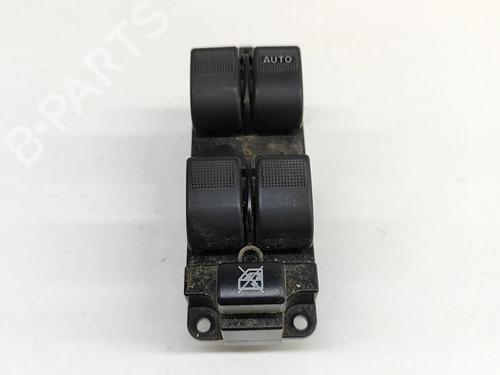 Used Right front window switch Right front window switch FORD RANGER (TKE) 3.2 TDCi 4x4 (200 hp) 22806952 22806952