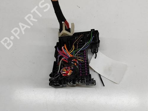 Fuse box VW CADDY V MPV (SBB, SBJ) 2.0 TDI 4motion | BP27789043E1