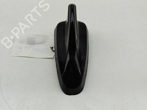 antennabase-audi-q4-e-tron-suv-f4b-2020-28561615 main image