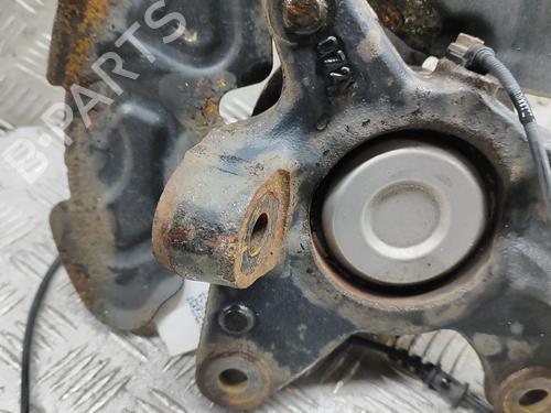 Right front steering knuckle MERCEDES-BENZ VITO Tourer (W447) 114 CDI / 114 BlueTEC (447.701, 447.703, 447.705) | BP24976159M26 