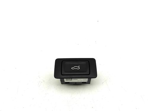 switch-audi-a4-allroad-b9-8wh-8wj-2016-35727218 main image