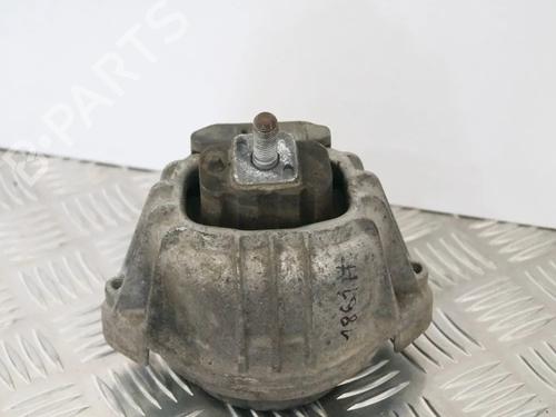 Used Engine mount BMW 3 Touring (E91) 320 i (156 hp) 7081927
