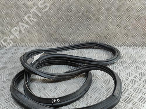 Used Rubber door seal JEEP AVENGER (J2) Electric (156 hp) 28560870