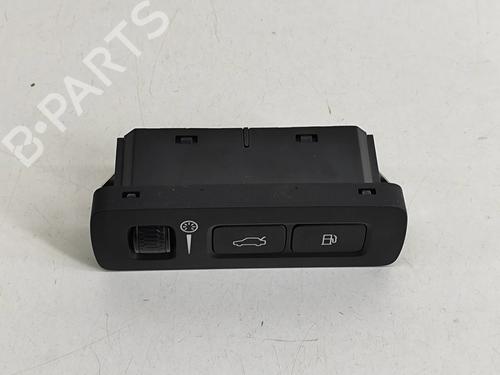 switch-volvo-s60-iii-224-2019-27777116 main image
