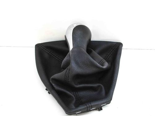 Used Shift knob BMW 1 (F20) 114 d (95 hp) 14638414