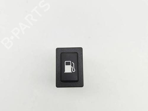 Kombi Kontakt / Stilkkontakt Kombi Kontakt / Stilkkontakt 38782260 38782260