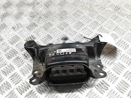 Used Engine mount VW PASSAT B8 Variant (3G5, CB5) 2.0 TDI (150 hp) 18879689