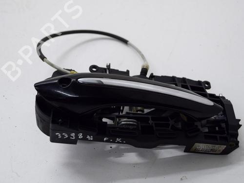 Używane Klamka zewnętrzna drzwi przednich lewych BMW 5 (F10) M5 (560 hp) 9167506