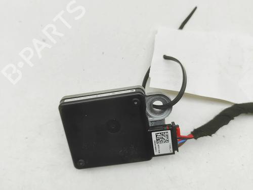 Used Electronic module Electronic module TESLA MODEL 3 (5YJ3) EV Performance AWD (627 hp) 33697896 33697896