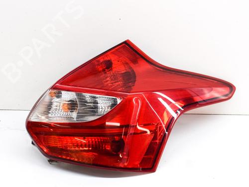 Used Right taillight FORD FOCUS III 1.0 EcoBoost (100 hp) 14652737