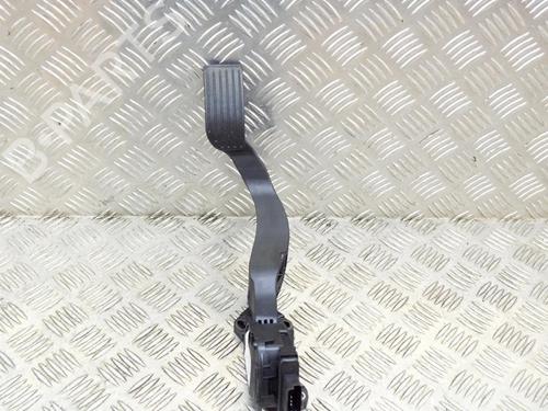 Used Pedal Pedal PEUGEOT 2008 I (CU_) 1.2 VTi (82 hp) 8145844 8145844
