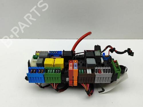 Used Fuse box Fuse box MERCEDES-BENZ SPRINTER 3-t Van (B910) 214 CDI (910.621, 910.623) (143 hp) 33377947 33377947