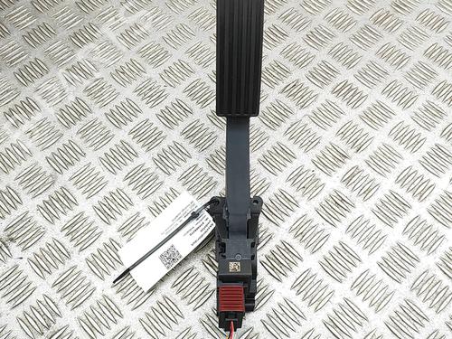 Used Pedal Pedal MG MG 4 (EH32) EV (170 hp) 33394599 33394599