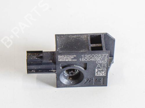 Used Electronic sensor CHEVROLET VOLT EV 150 (151 hp) 6764672