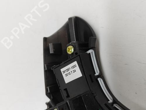 Steering wheel controls HYUNDAI i30 (GD) 1.6 CRDi | BP25787016E15 