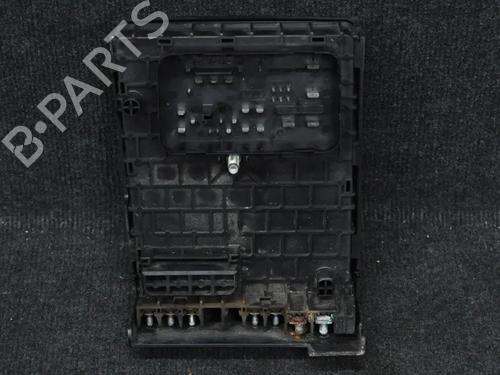 Zekeringkast VW PASSAT B6 Variant (3C5) 2.0 TDI (140 hp) 6718354
