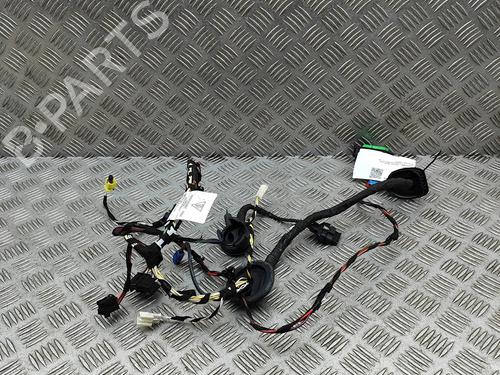 Used Wiring harness PORSCHE MACAN (95B) 3.0 S Diesel (258 hp) 31047293