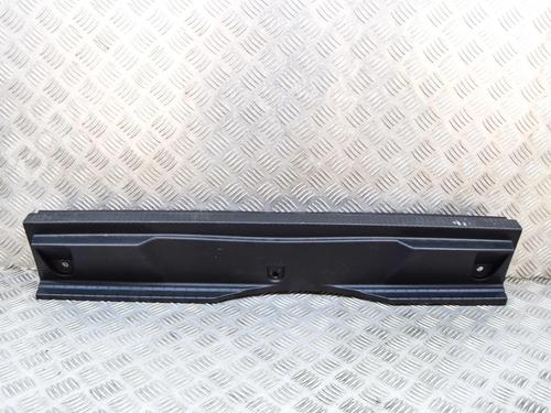 Pynteliste til bagklap Pynteliste til bagklap PEUGEOT 2008 II (UD_, US_, UY_, UJ_, UR_, UC_) e-2008 (UKZKXZ) (136 hp) 27764196 27764196