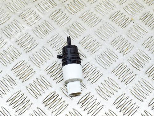 Washer pump BMW 5 (G30, F90) 530 e Plug-in-Hybrid | BP14625782E24 