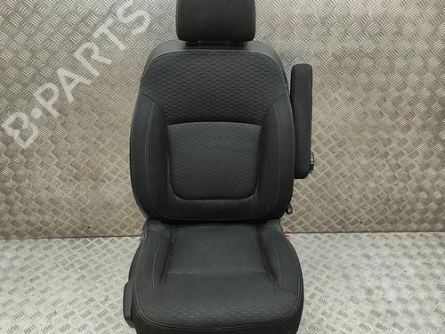 Used Right front seat OPEL VIVARO B Van (X82) 1.6 CDTI (05) (116 hp) 31112760
