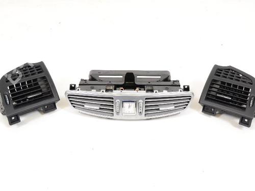 Used Air vent MERCEDES-BENZ S-CLASS Coupe (C216) CL 500 (216.371) (388 hp) 30256609