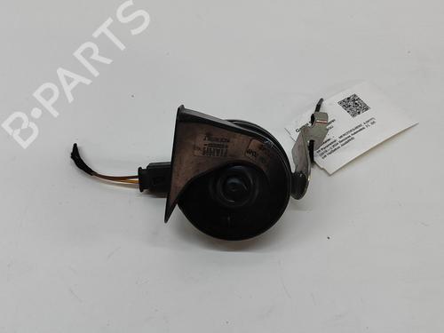 Used Horn MERCEDES-BENZ A-CLASS (W177) AMG A 35 4-matic (177.051) (306 hp) 27797142