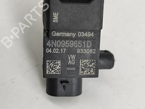 Electronic sensor AUDI Q5 (FYB, FYG) 2.0 TDI quattro | BP22350961M84 