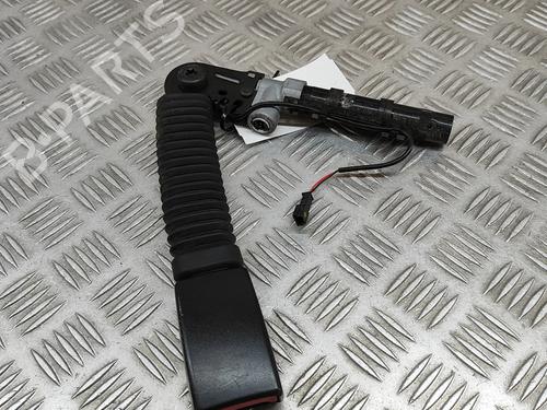 Used Seat buckle BMW 5 Touring (F11) M 550 d xDrive (381 hp) 24819278