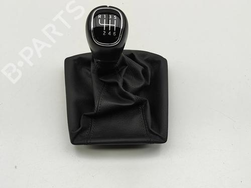 Used Shift knob Shift knob SKODA SCALA (NW1) 1.0 TSI (116 hp) 33374256 33374256