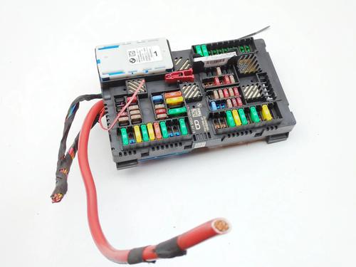Used Fuse box Fuse box BMW 5 (G30, F90) 520 i (184 hp) 39958449 39958449