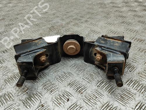 Used Gearbox mount Gearbox mount ISUZU D-MAX II (TFR, TFS) 1.9 Ddi 4x4 (TFS87J) (163 hp) 33376072 33376072