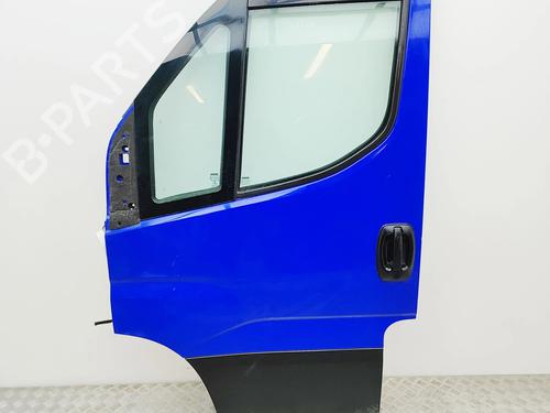 Used Left front door Left front door IVECO DAILY VI Platform/Chassis 35S18, 35C18, 40C18, 45C18, 50C18, 60C18, 65C18, 70C18 (179 hp) 33395290 33395290
