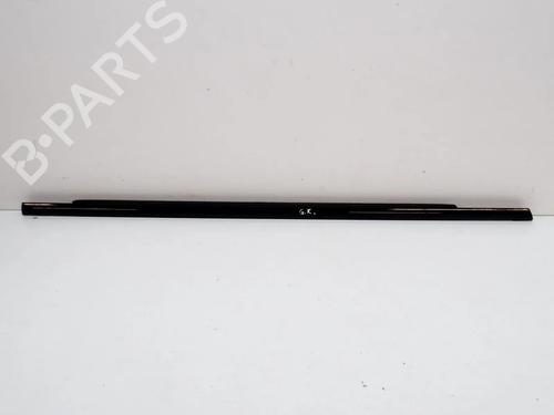 Dørliste Dørliste LAND ROVER RANGE ROVER EVOQUE (L538) 2.0 D 4x4 (180 hp) 14631233 14631233