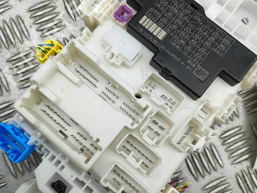 Fuse box SUZUKI SX4 S-Cross (JY) 1.4 Hybrid (Mild Hybrid) (AKK 414) | BP33379951E1 - Image 6