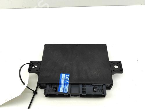 Engine control unit (ECU) PORSCHE TAYCAN Cross Turismo (Y1B) 4S Performance Battery Plus (Y1BDB1) | BP31762739M57