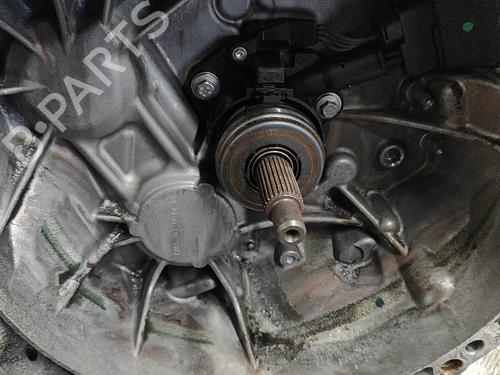 Gearbox CITROËN DS5 1.6 HDi 115 | BP32755473M3  - Image 5