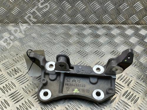 Used Support PEUGEOT 2008 II (UD_, US_, UY_, UJ_, UR_, UC_) e-2008 (UKZKXZ) (136 hp) 30130542