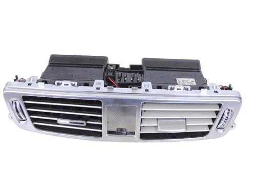 Used Air vent MERCEDES-BENZ CLS Shooting Brake (X218) CLS 350 BlueTEC / d (218.926) (258 hp) 30283561