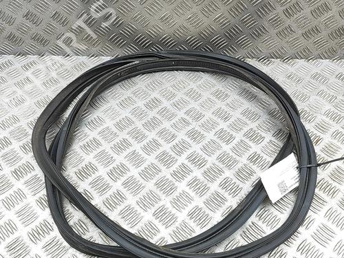 Used Rubber door seal Rubber door seal SUBARU WRX Saloon (GJ) STi 2.5 AWD (301 hp) 33392724 33392724