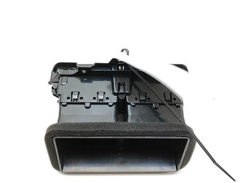 Air vent TESLA MODEL Y (5YJY) Long Range All-wheel Drive | BP38565415I21 - Image 4