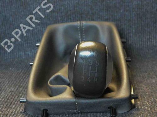 Pommeau de levier de vitesses PEUGEOT 308 SW II (LC_, LJ_, LR_, LX_, L4_) 1.6 BlueHDi 100 (99 hp) 6837225