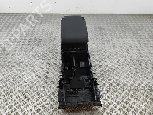 Middle console LAND ROVER DISCOVERY V (L462) 3.0 Td6 4x4 | BP30130567I22 