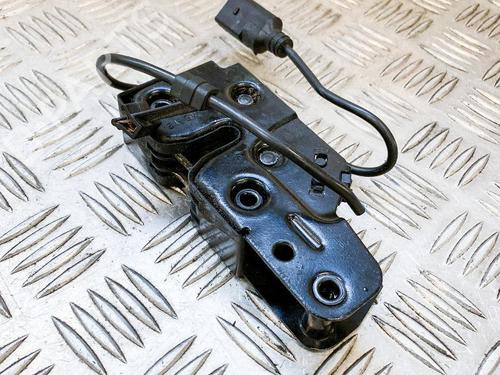 Hood lock AUDI A4 B8 (8K2) 2.0 TDI | BP11832152C133 