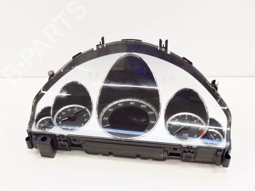 Used Instrument cluster Instrument cluster MERCEDES-BENZ E-CLASS (W212) E 220 CDI / BlueTEC (212.001, 212.002) (170 hp) 6761142 6761142