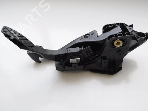 pedal-vw-passat-b8-3g2-cb2-2014-33353708 main image