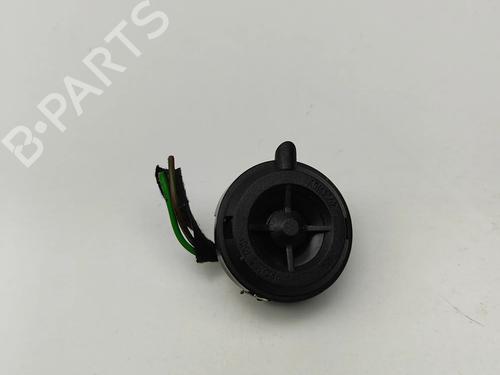 speaker-mercedes-benz-vito-tourer-w447-2014-26912295 main image