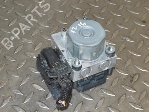 Used ABS pump ABS pump NISSAN X-TRAIL III (T32_, T32R, T32RR) 1.6 dCi (T32) (130 hp) 33347852 33347852
