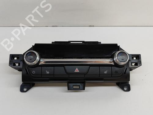 AC-Styringsenhed/Manøvreenhed MAZDA CX-30 (DM) SKYACTIV-G M Hybrid (122 hp) 28557302